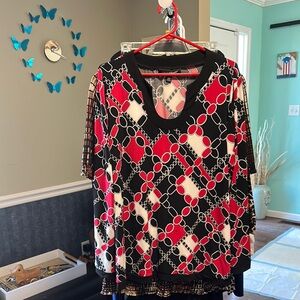 Briggs New York Black and Red Blouse